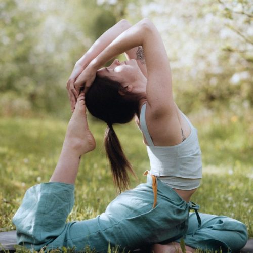 book an appointment sec img 768x1024.jpg